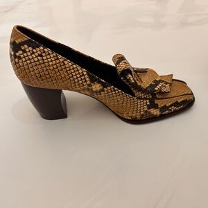 Tory Burch Buckle Heel Loafer Stamped Snake Leather Pale Desert Roccia size 10M